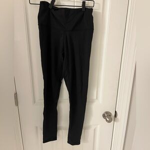 Sleek Black Women's Leggings